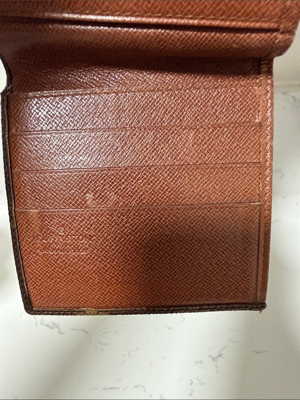 Louis Vuitton LV Monogram Canvas Men's Bi-Fold Wallet - Picture 3 of 11